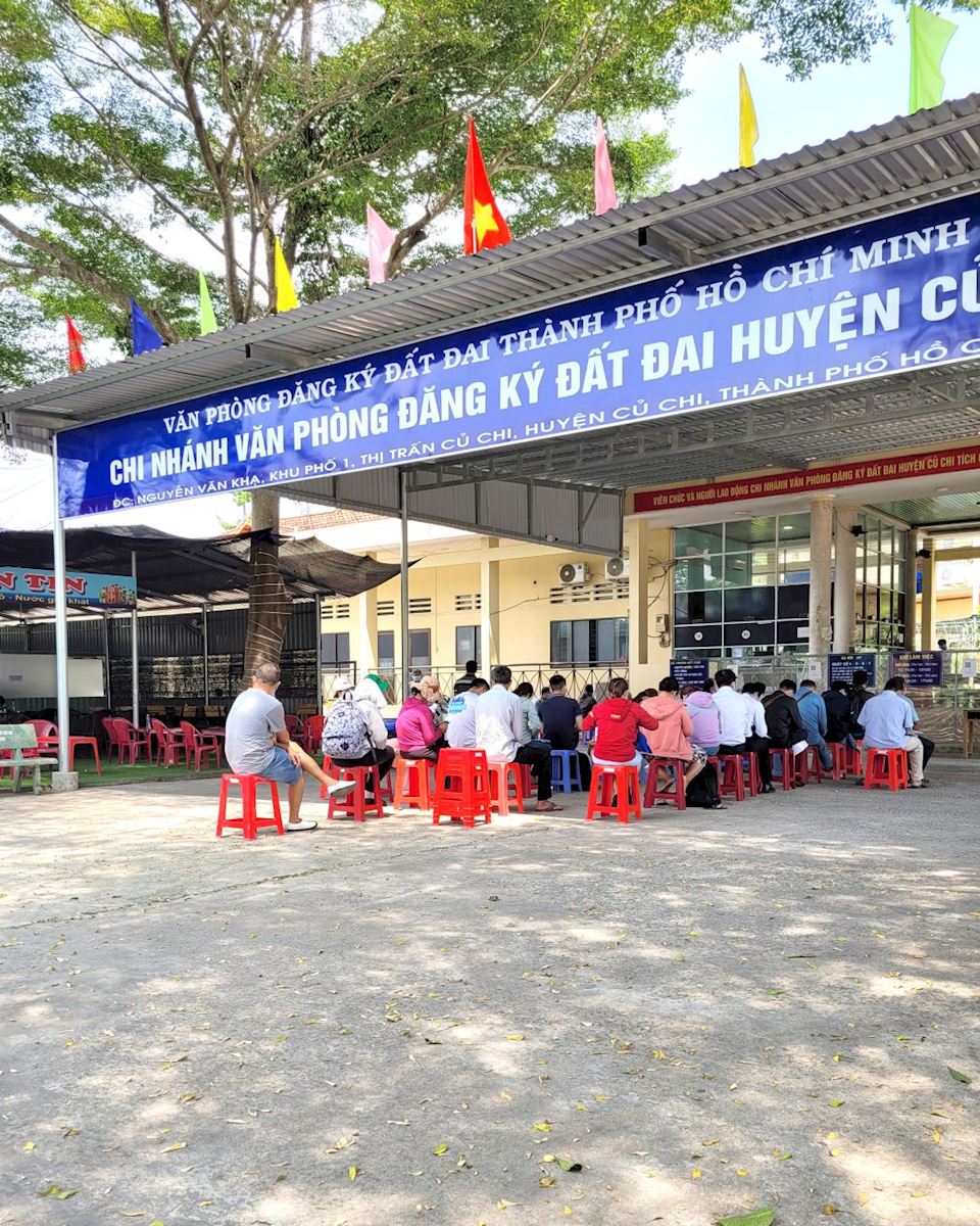 Nộp hồ sơ sang tên tại văn phòng đăng ký đất đai Củ Chi