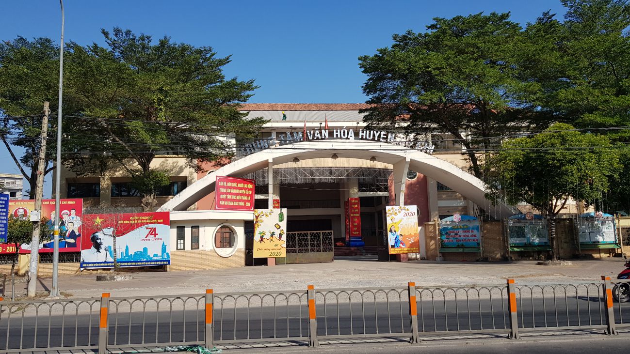 Nhà văn hóa Củ Chi