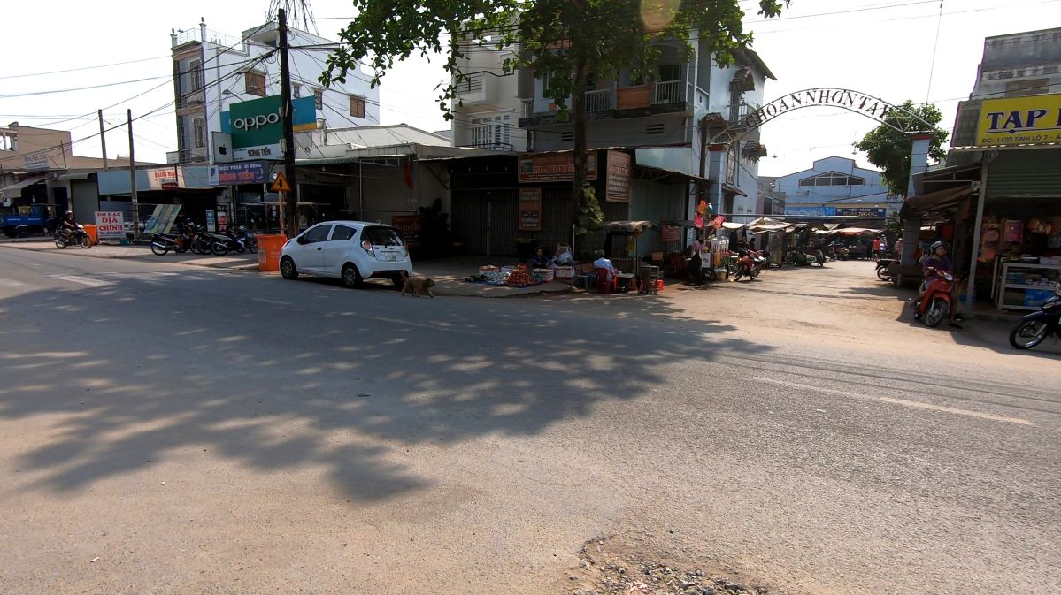 Chợ An Nhơn Tây